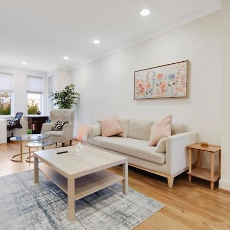 Capital Hill Retreat Bed & Breakfast วอชิงตัน ภายนอก รูปภาพ