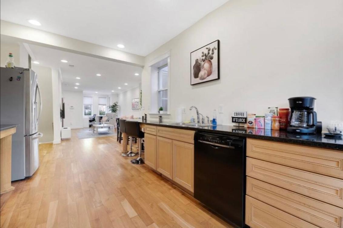 Capital Hill Retreat Bed & Breakfast วอชิงตัน ภายนอก รูปภาพ