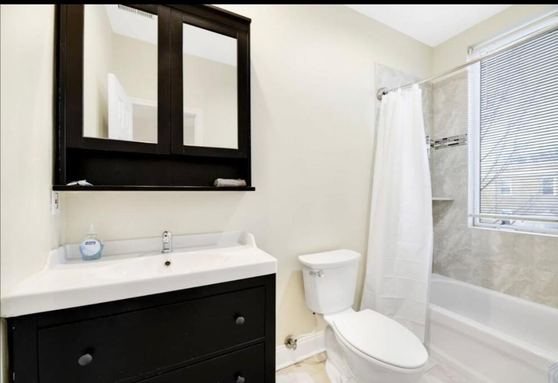 Capital Hill Retreat Bed & Breakfast วอชิงตัน ภายนอก รูปภาพ