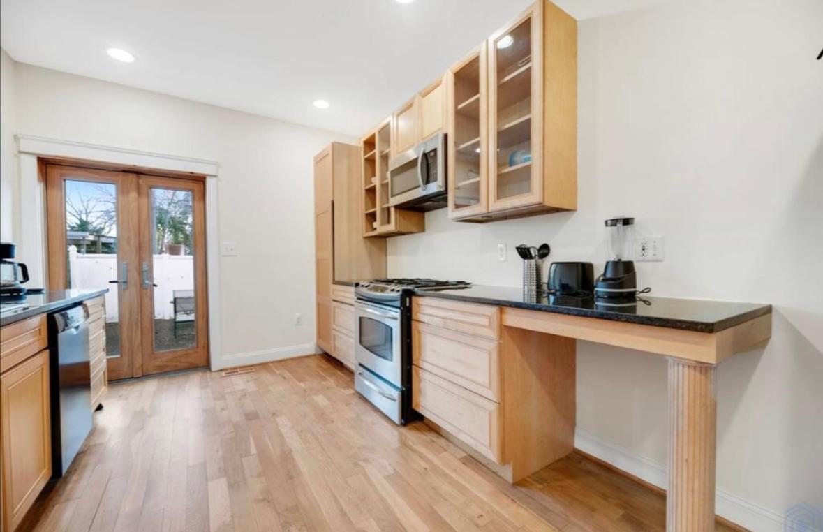 Capital Hill Retreat Bed & Breakfast วอชิงตัน ภายนอก รูปภาพ